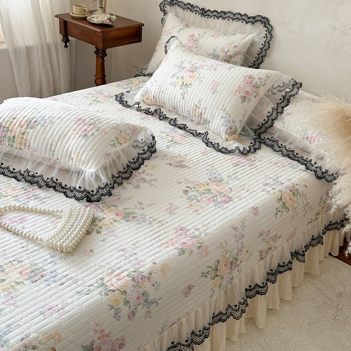 91家纺网 家纺一手货源 找家纺 恋尚 2026春夏新款全棉纯棉印花单床盖床盖单件床盖控价140起床盖三件控价175起 春薇花信