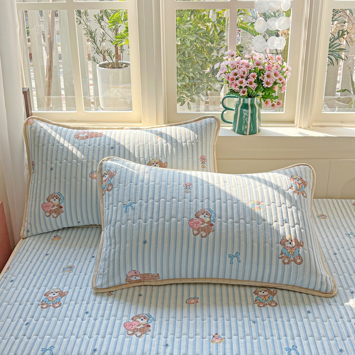 91家纺网 家纺一手货源 找家纺 卡普家居 2026新款A类锦氨凉感印花单床盖凉席 条纹熊