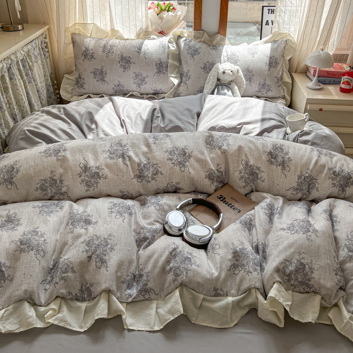 91家纺网 家纺一手货源 找家纺 耀悦家纺 2026新款全棉纯棉双层纱花边四件套a类新中式小清新床笠枕套被套 芸梦花笺