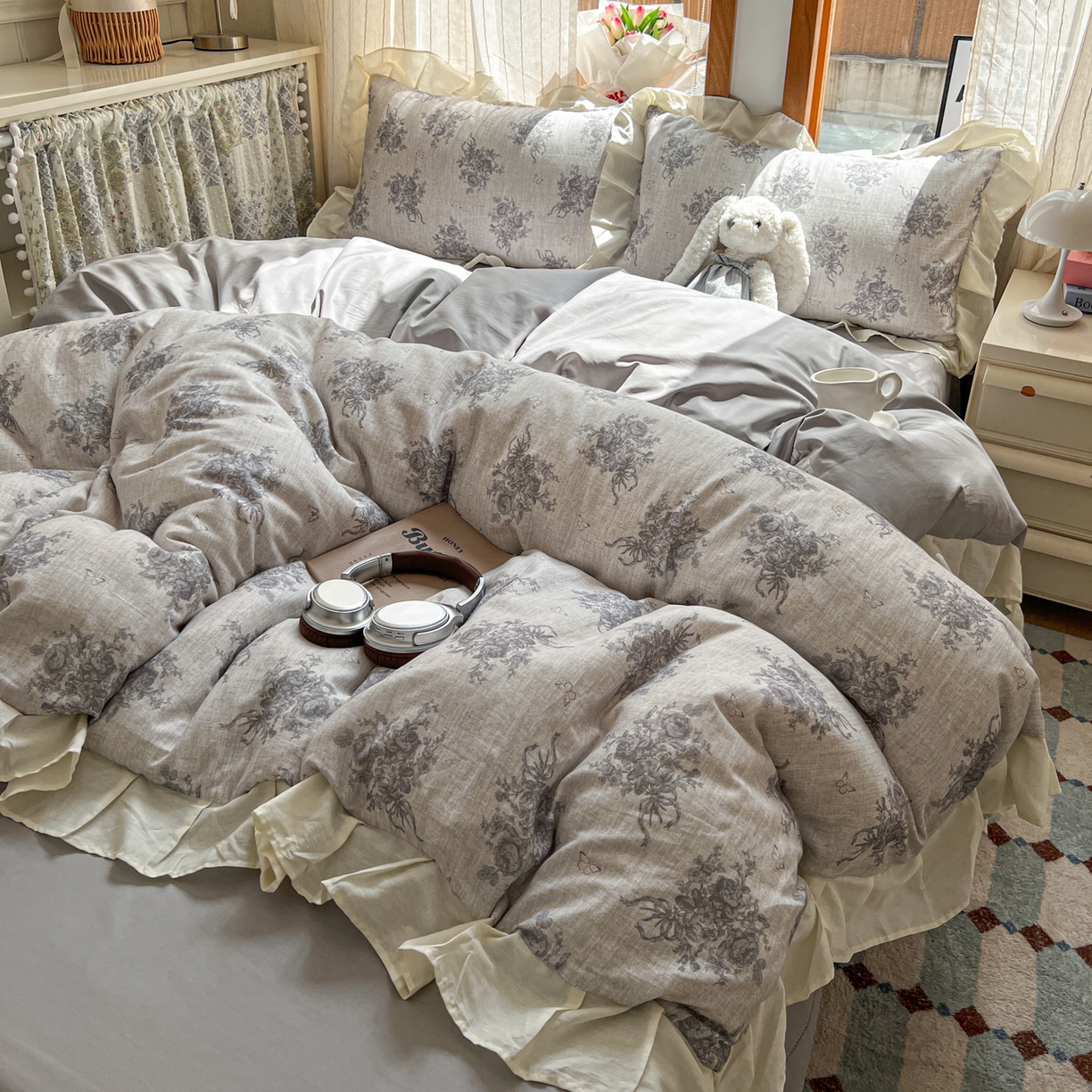 91家纺网 家纺一手货源 找家纺 耀悦家纺 2026新款全棉纯棉双层纱花边四件套a类新中式小清新床笠枕套被套 芸梦花笺