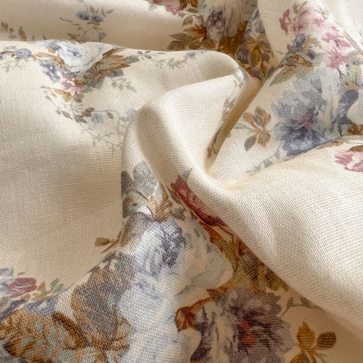 91家纺网 家纺一手货源 找家纺 耀悦家纺 2026新款全棉纯棉双层纱花边四件套a类新中式小清新床笠枕套被套 春日织梦