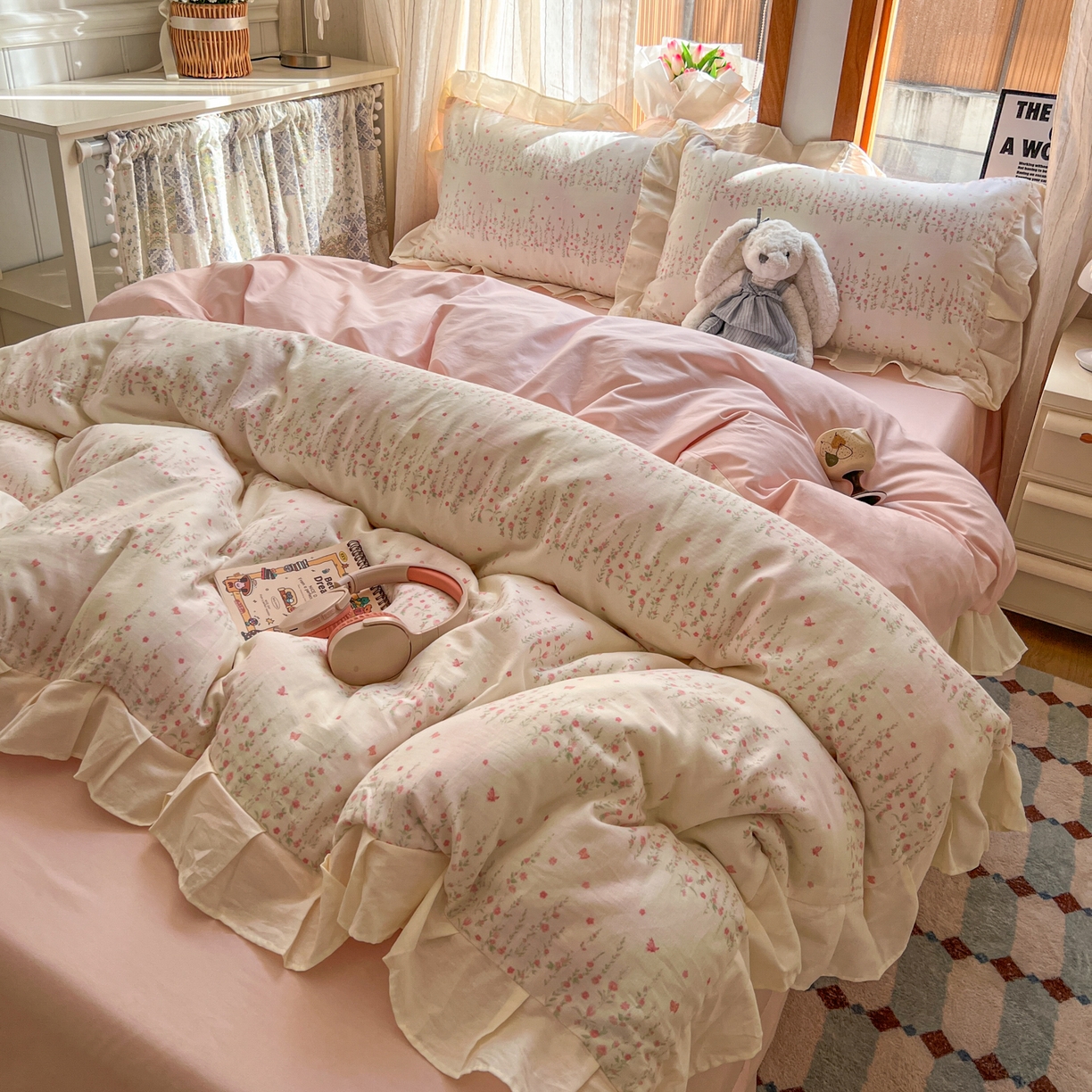 91家纺网 家纺一手货源 找家纺 耀悦家纺 2026新款全棉纯棉双层纱花边四件套a类新中式小清新床笠枕套被套 粉樱漫野