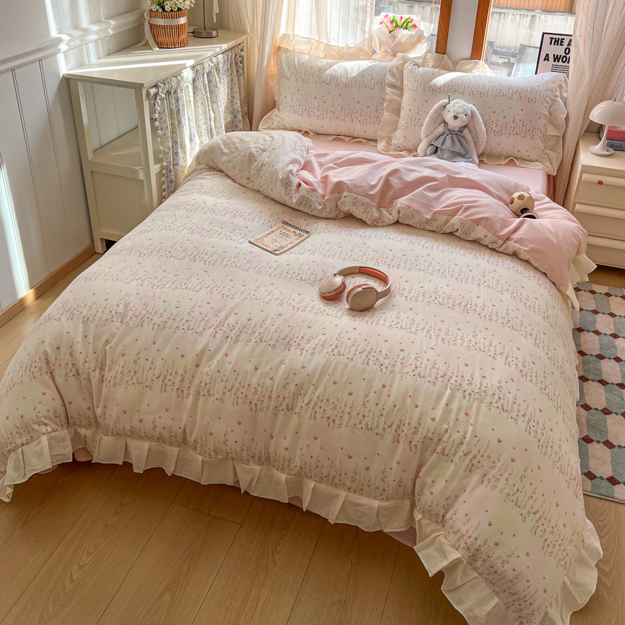 91家纺网 家纺一手货源 找家纺 耀悦家纺 2026新款全棉纯棉双层纱花边四件套a类新中式小清新床笠枕套被套 粉樱漫野