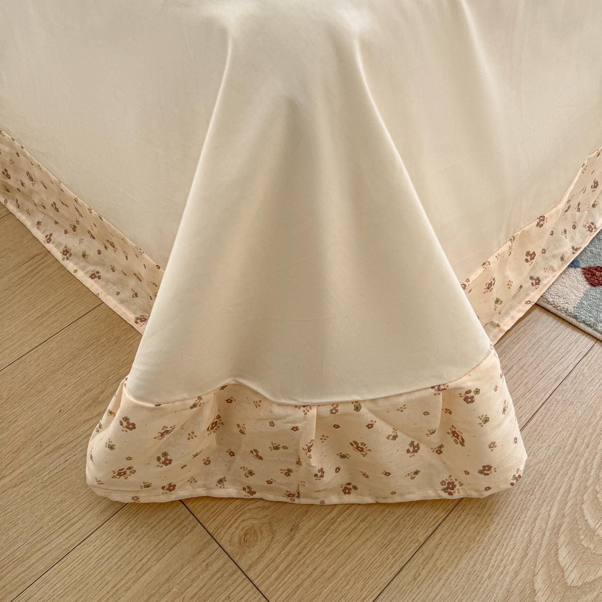 91家纺网 家纺一手货源 找家纺 耀悦家纺 2026新款全棉纯棉双层纱花边四件套a类新中式小清新床笠枕套被套 暖棠花信