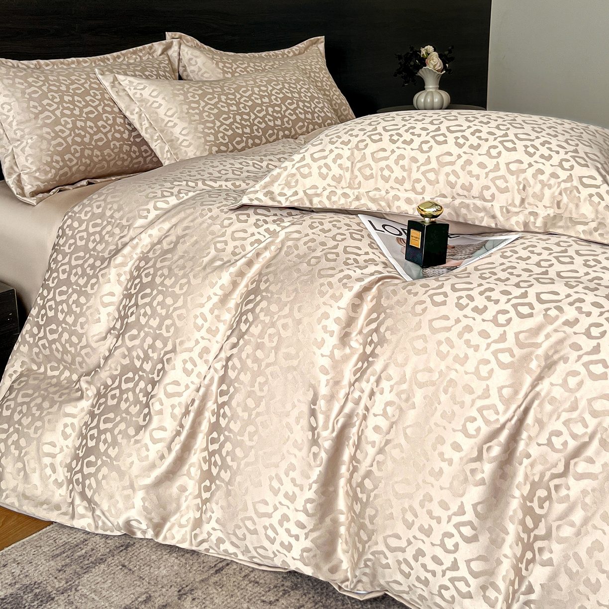 91家纺网 家纺一手货源 找家纺 （总）你好美丽 2026新款豹纹水洗真丝提花简约暗合四件套