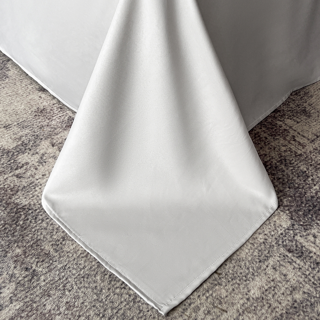 91家纺网 家纺一手货源 找家纺 你好美丽 2026新款豹纹水洗真丝提花简约暗合四件套 豹纹·灰