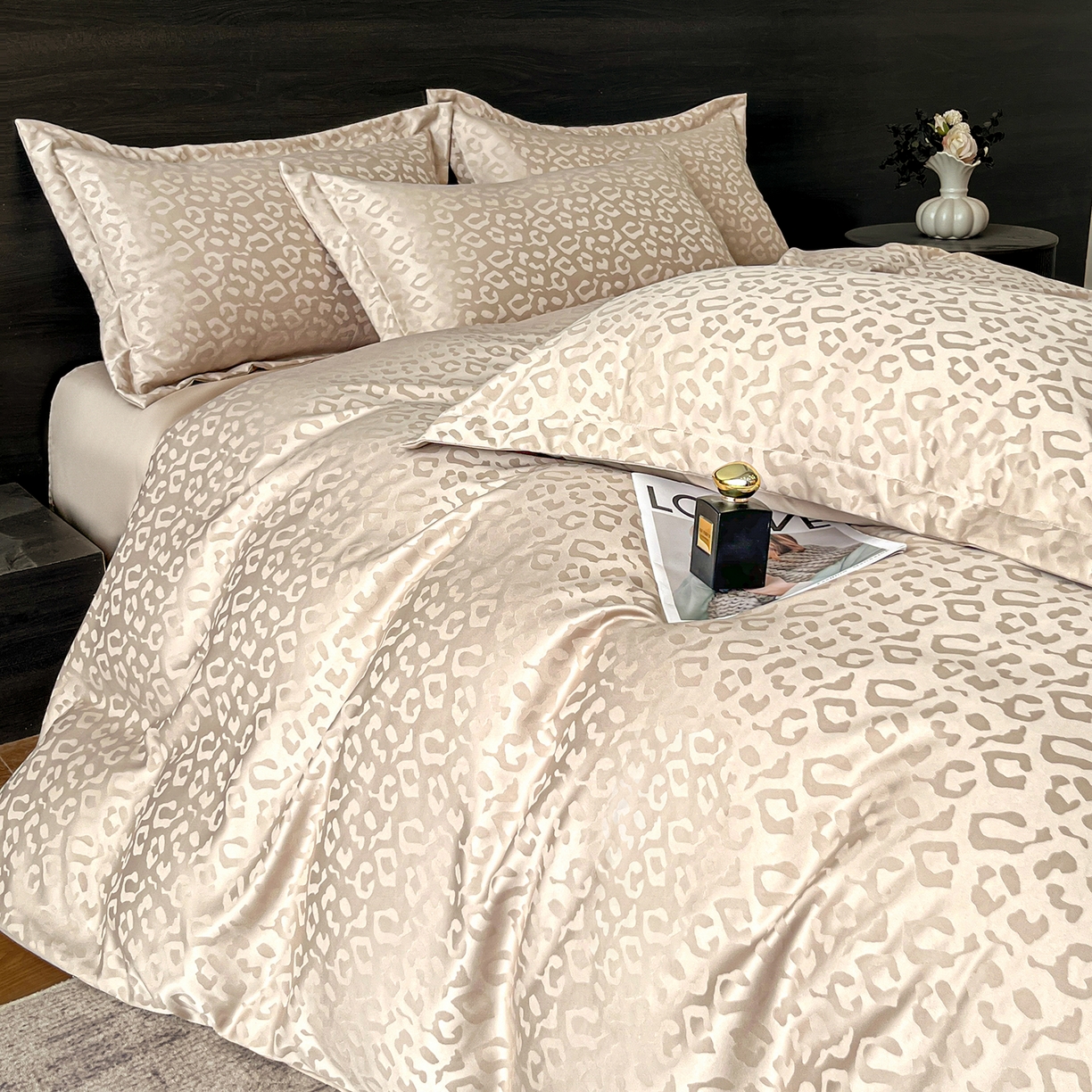 91家纺网 家纺一手货源 找家纺 你好美丽 2026新款豹纹水洗真丝提花简约暗合四件套 豹纹·香槟色