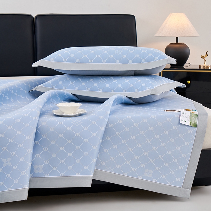 91家纺网 家纺一手货源 找家纺 小牛席业 2026春夏新款轻奢菱格提花冰丝席凉席席子空调软席 蓝色