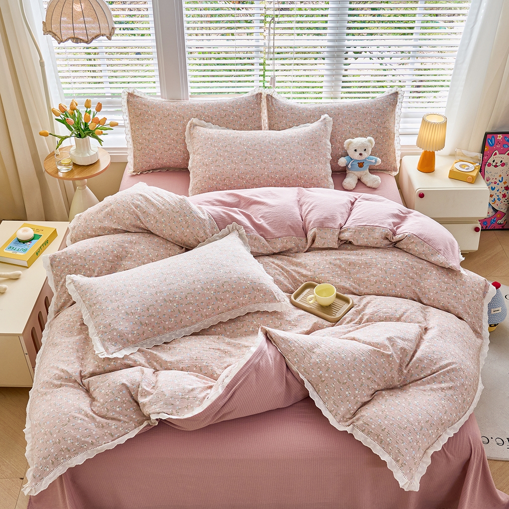 91家纺网 家纺一手货源 找家纺 钰锦珀家纺 2026春夏新款云感皱皱纱镂空花边三件套四件套 浮生若梦