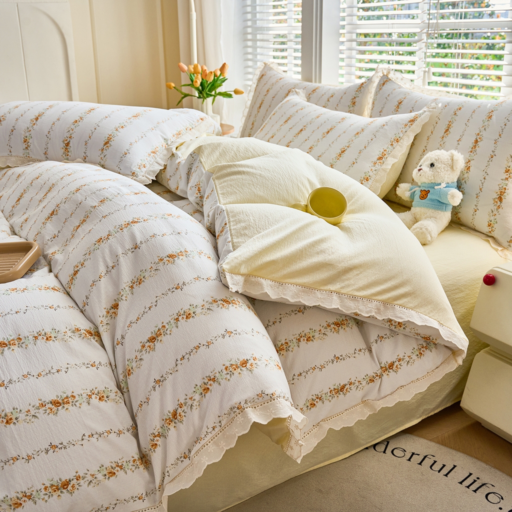 91家纺网 家纺一手货源 找家纺 钰锦珀家纺 2026春夏新款云感皱皱纱镂空花边三件套四件套 洛克庄园