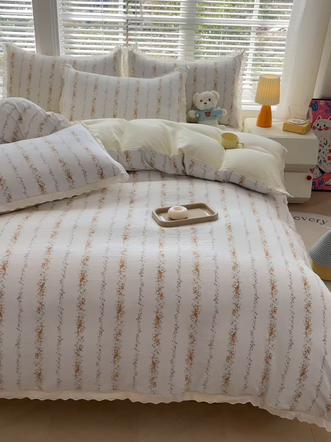 91家纺网 家纺一手货源 找家纺 钰锦珀家纺 2026春夏新款云感皱皱纱镂空花边三件套四件套 洛克庄园