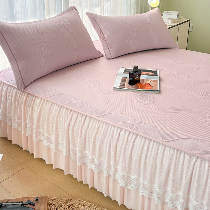 91家纺网 家纺一手货源 找家纺 （总）库里梦家纺 2026新款高克重复合蕾丝花边PE高分子凉席-床裙款