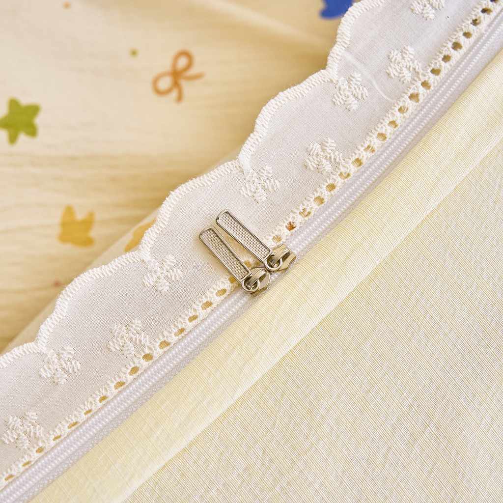 91家纺网 家纺一手货源 找家纺 钰锦珀家纺 2026春夏新款云感皱皱纱镂空花边三件套四件套 奶油芝士