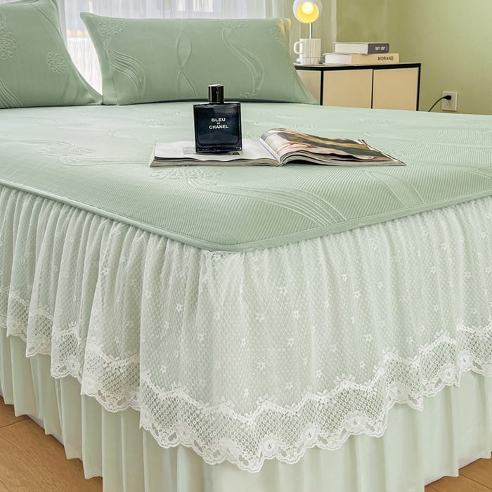 91家纺网 家纺一手货源 找家纺 库里梦家纺 2026新款高克重复合蕾丝花边PE高分子凉席-床裙款 芳菲-绿色