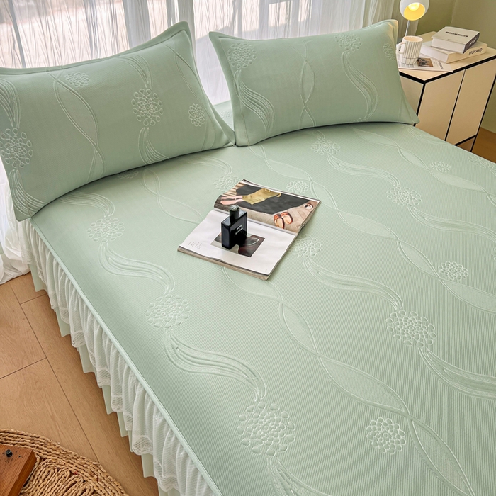 91家纺网 家纺一手货源 找家纺 库里梦家纺 2026新款高克重复合蕾丝花边PE高分子凉席-床裙款 芳菲-绿色