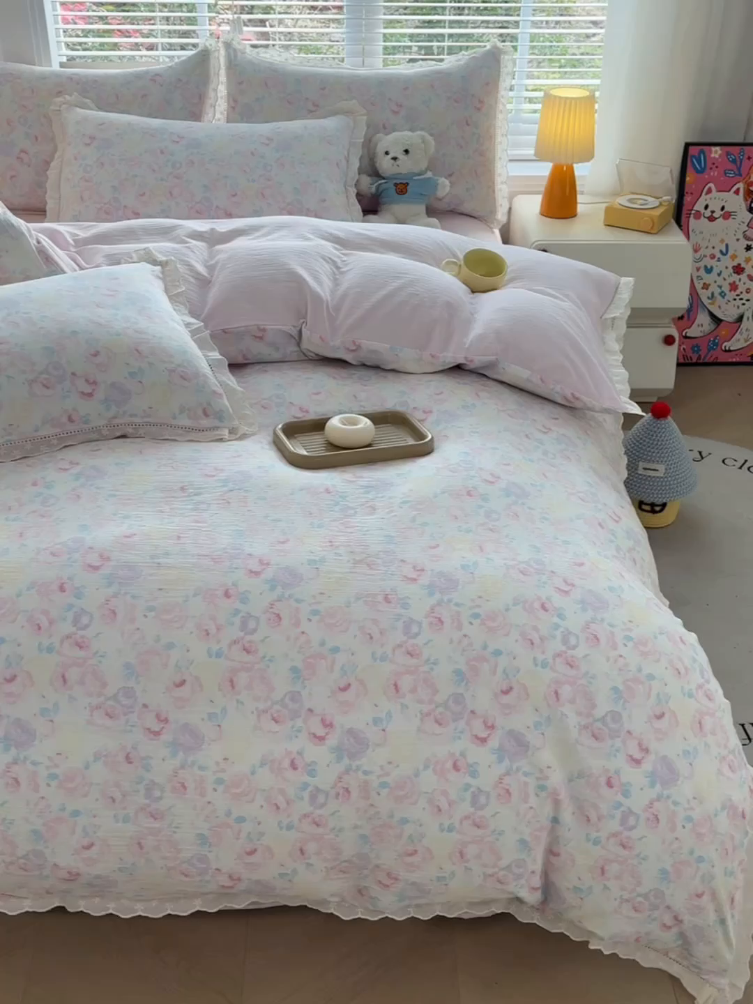 91家纺网 家纺一手货源 找家纺 钰锦珀家纺 2026春夏新款云感皱皱纱镂空花边三件套四件套 晚香玉