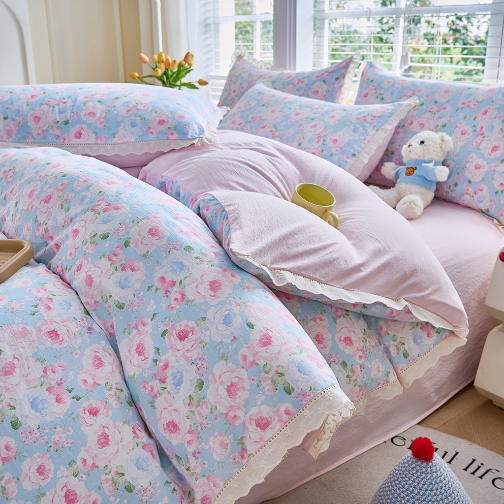 91家纺网 家纺一手货源 找家纺 钰锦珀家纺 2026春夏新款云感皱皱纱镂空花边三件套四件套 悠野