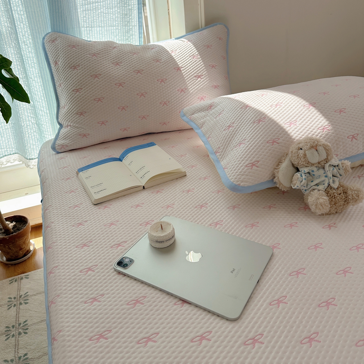 91家纺网 家纺一手货源 找家纺 山茶家居-原创设计（原山茶家纺） 2026新款pe果冻提花席凉席-芭蕾结语 芭蕾结语-粉-平铺款