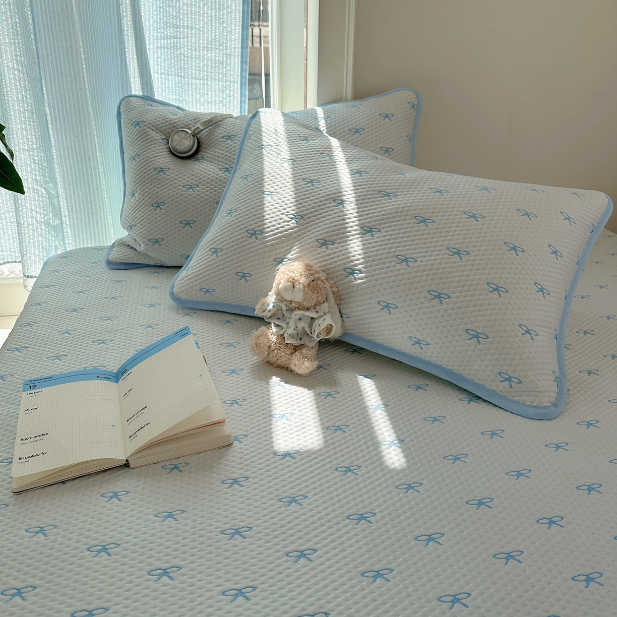 91家纺网 家纺一手货源 找家纺 山茶家居-原创设计（原山茶家纺） 2026新款pe果冻提花席凉席-芭蕾结语 芭蕾结语-蓝-平铺款