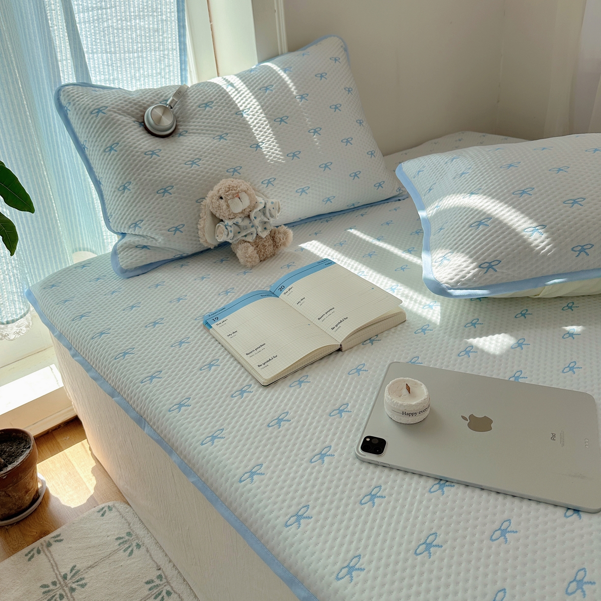 91家纺网 家纺一手货源 找家纺 山茶家居-原创设计（原山茶家纺） 2026新款pe果冻提花席凉席-芭蕾结语 芭蕾结语-蓝-平铺款