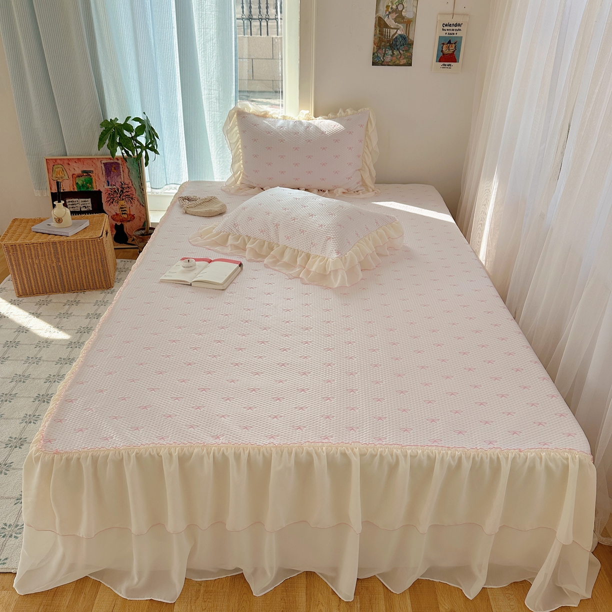 91家纺网 家纺一手货源 找家纺 山茶家居-原创设计（原山茶家纺） 2026新款pe果冻提花席凉席-芭蕾结语 芭蕾结语-粉-床裙款