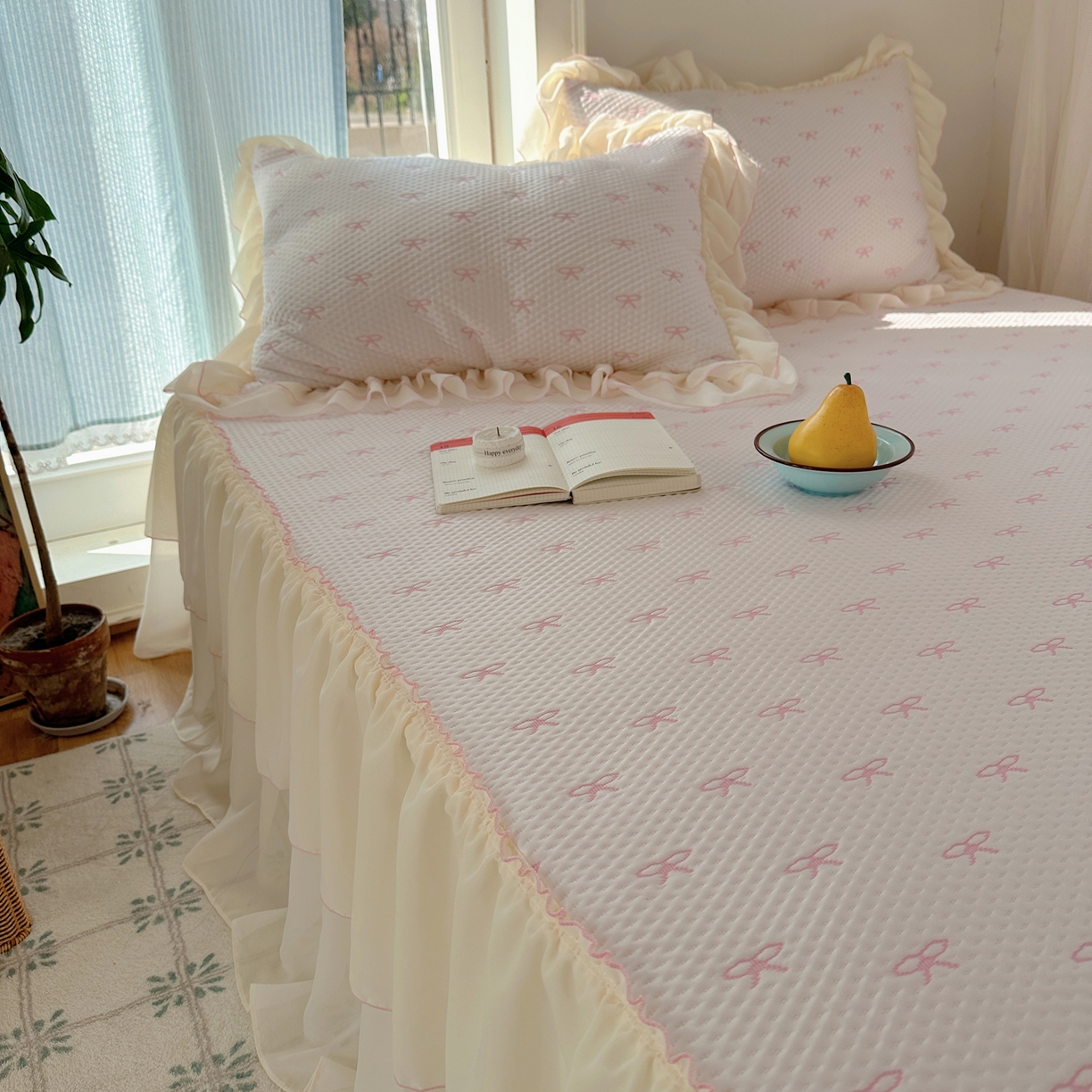 91家纺网 家纺一手货源 找家纺 山茶家居-原创设计（原山茶家纺） 2026新款pe果冻提花席凉席-芭蕾结语 芭蕾结语-粉-床裙款