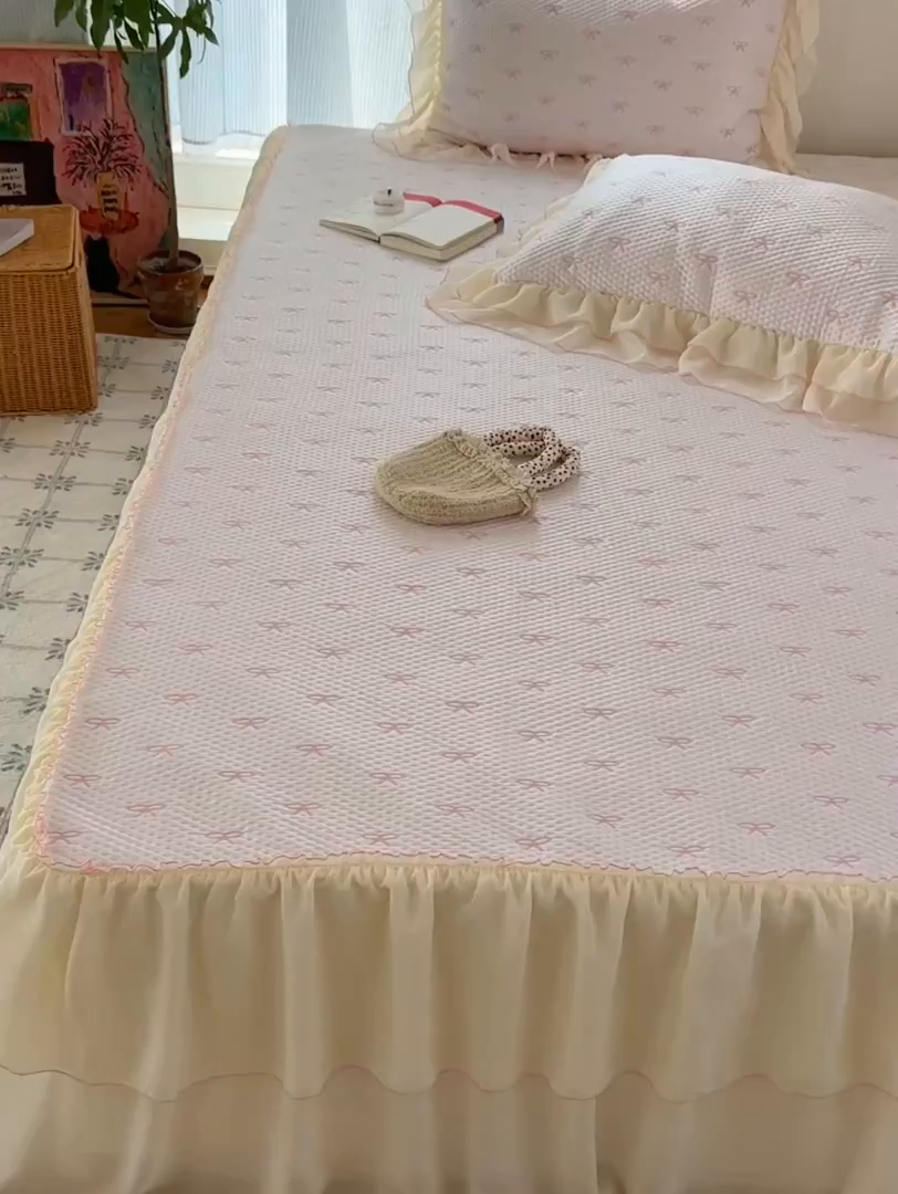 91家纺网 家纺一手货源 找家纺 山茶家居-原创设计（原山茶家纺） 2026新款pe果冻提花席凉席-芭蕾结语 芭蕾结语-粉-床裙款