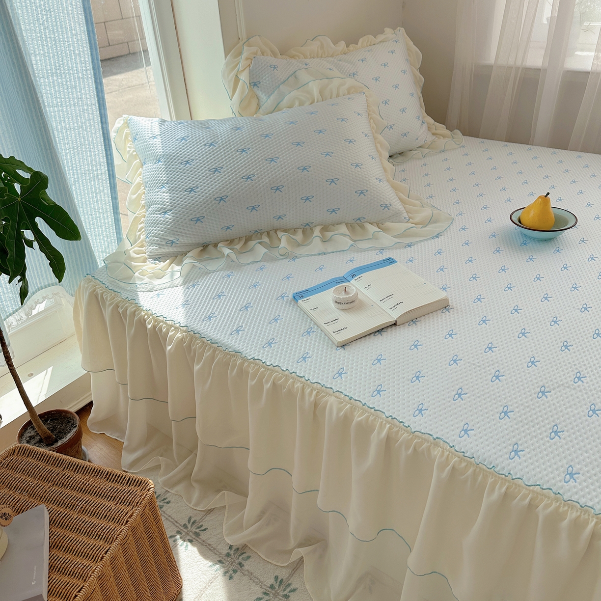 91家纺网 家纺一手货源 找家纺 山茶家居-原创设计（原山茶家纺） 2026新款pe果冻提花席凉席-芭蕾结语 芭蕾结语-蓝-床裙款