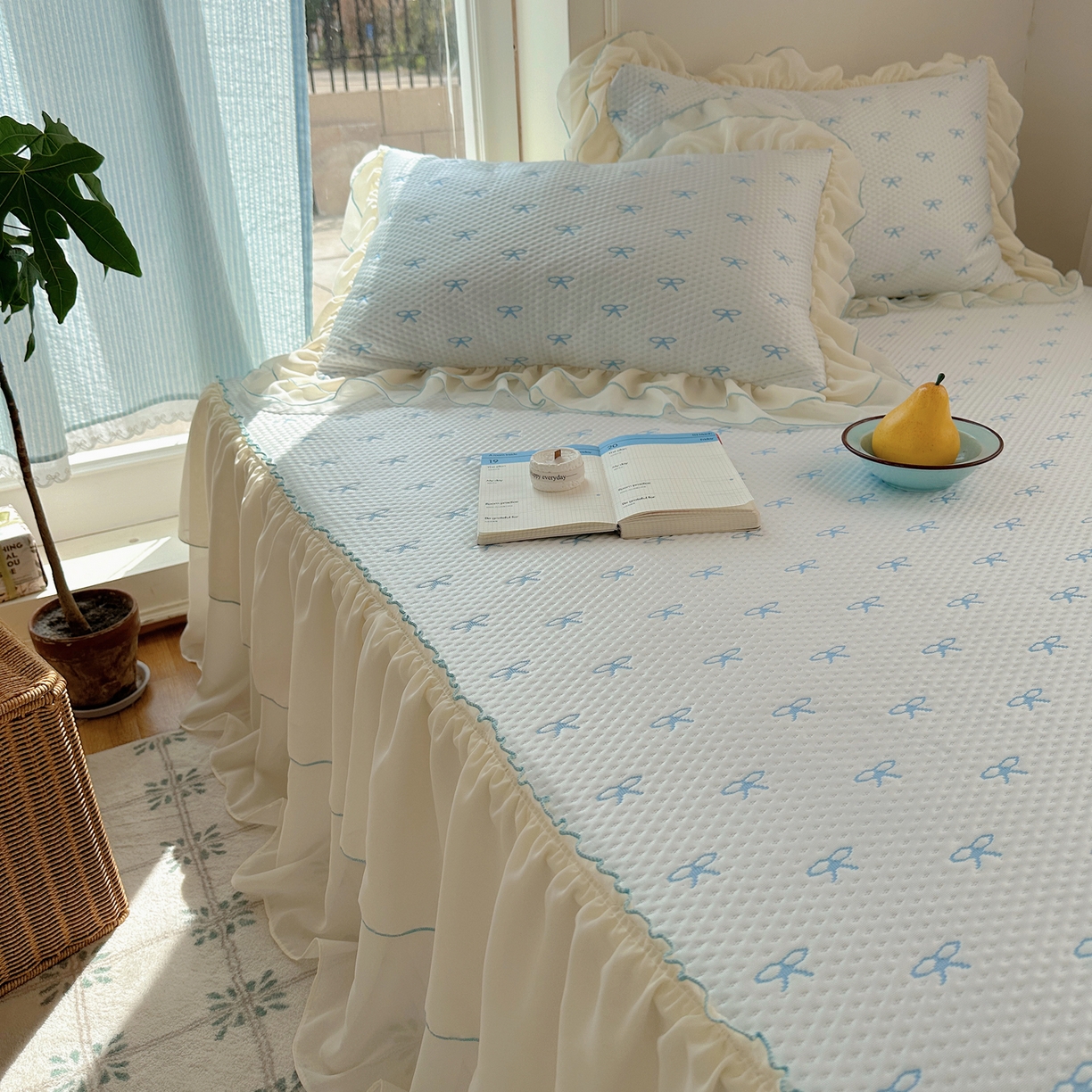 91家纺网 家纺一手货源 找家纺 山茶家居-原创设计（原山茶家纺） 2026新款pe果冻提花席凉席-芭蕾结语 芭蕾结语-蓝-床裙款