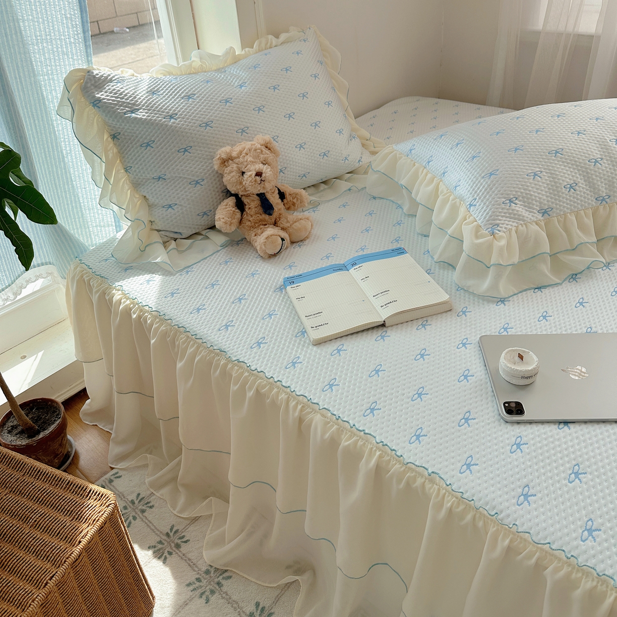 91家纺网 家纺一手货源 找家纺 山茶家居-原创设计（原山茶家纺） 2026新款pe果冻提花席凉席-芭蕾结语 芭蕾结语-蓝-床裙款