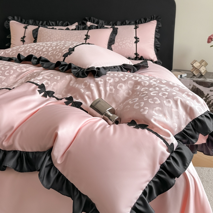 91家纺网 家纺一手货源 找家纺 （总）首尔家纺 2026新款水洗真丝拼接款豹纹提花四件套