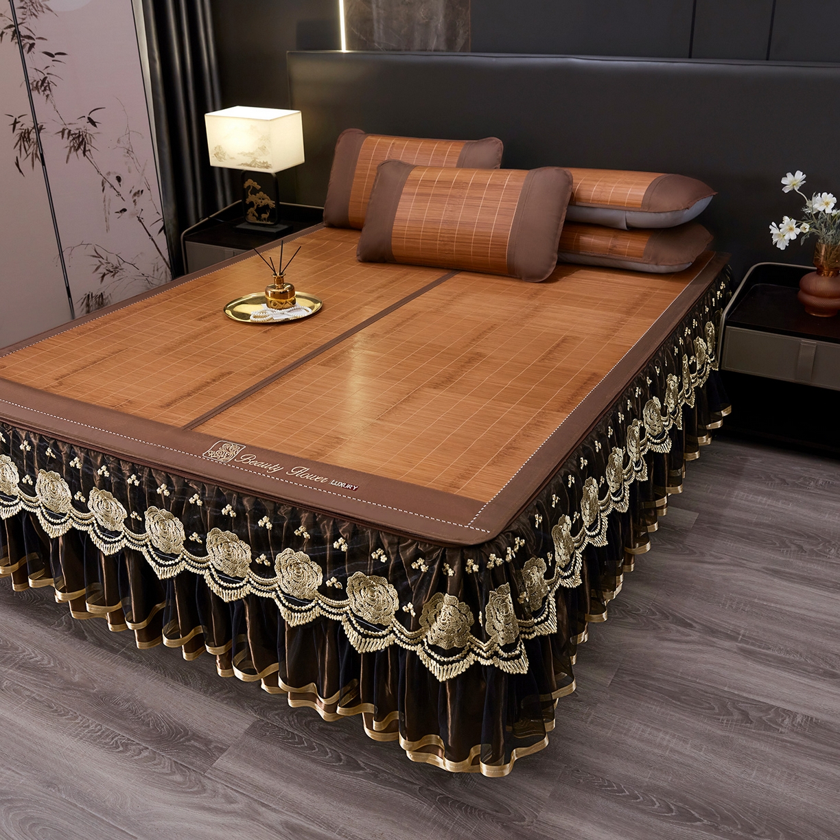 91家纺网 家纺一手货源 找家纺 罗艺轩 2026春夏新款可拆卸床裙凉感竹席凉席席子-竹之韵（控价238/248/258/268起） 竹之韵-金色