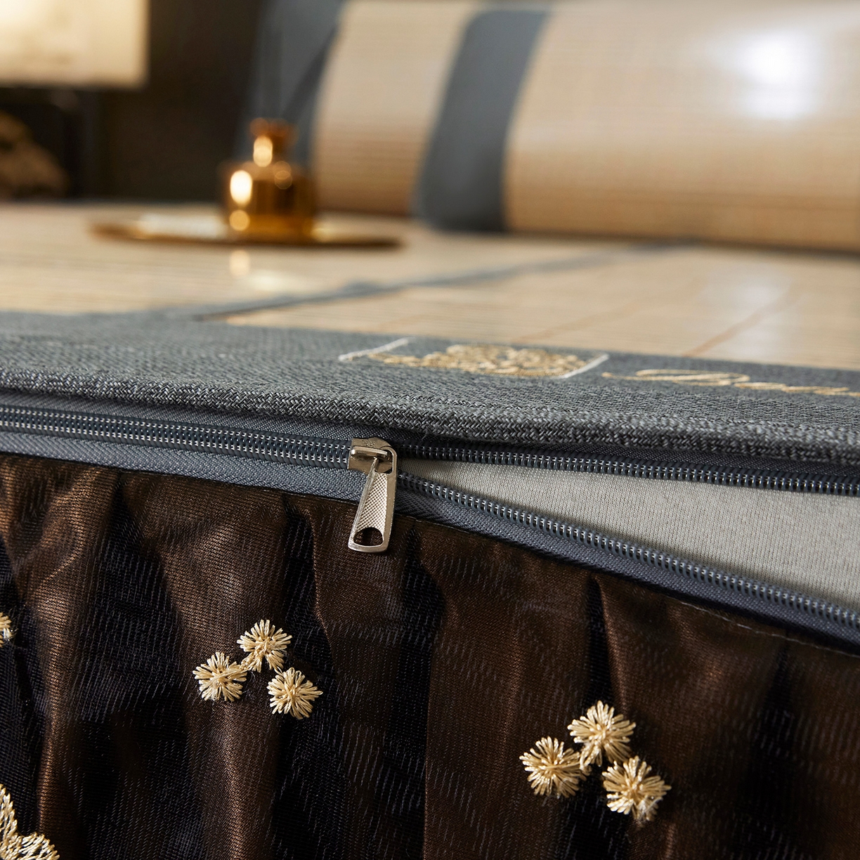 91家纺网 家纺一手货源 找家纺 罗艺轩 2026春夏新款可拆卸床裙凉感竹席凉席席子-竹之韵（控价238/248/258/268起） 竹之韵-灰