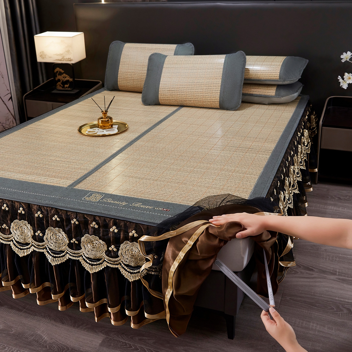 91家纺网 家纺一手货源 找家纺 罗艺轩 2026春夏新款可拆卸床裙凉感竹席凉席席子-竹之韵（控价238/248/258/268起） 竹之韵-灰