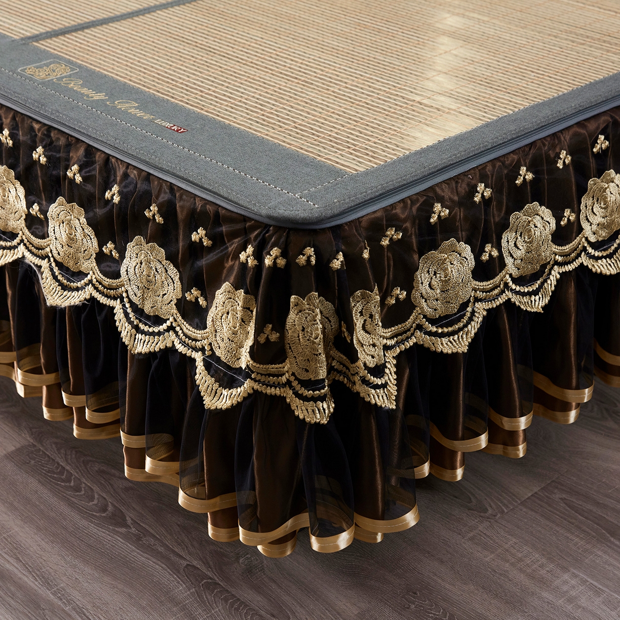 91家纺网 家纺一手货源 找家纺 罗艺轩 2026春夏新款可拆卸床裙凉感竹席凉席席子-竹之韵（控价238/248/258/268起） 竹之韵-灰