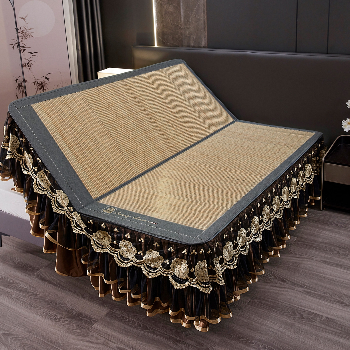 91家纺网 家纺一手货源 找家纺 罗艺轩 2026春夏新款可拆卸床裙凉感竹席凉席席子-竹之韵（控价238/248/258/268起） 竹之韵-灰