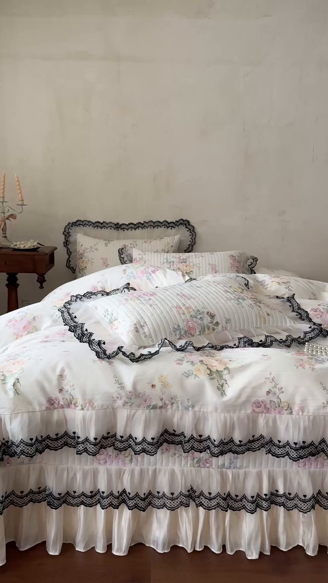 91家纺网 家纺一手货源 找家纺 恋尚 2026春夏新款全棉纯棉印花床盖四件套 四件套控价300起 春薇花信