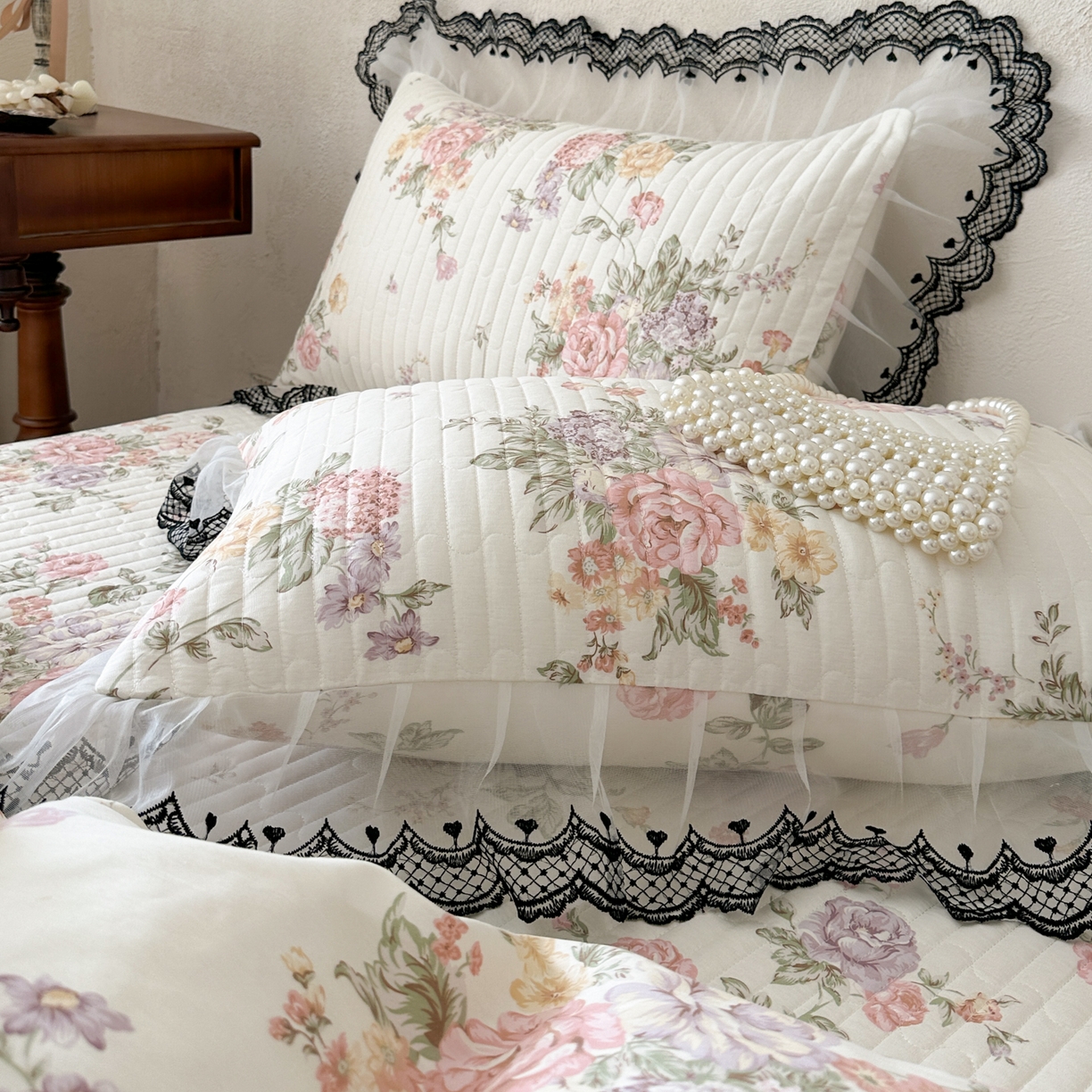 91家纺网 家纺一手货源 找家纺 恋尚 2026春夏新款全棉纯棉印花床盖四件套 四件套控价300起 繁花香颂