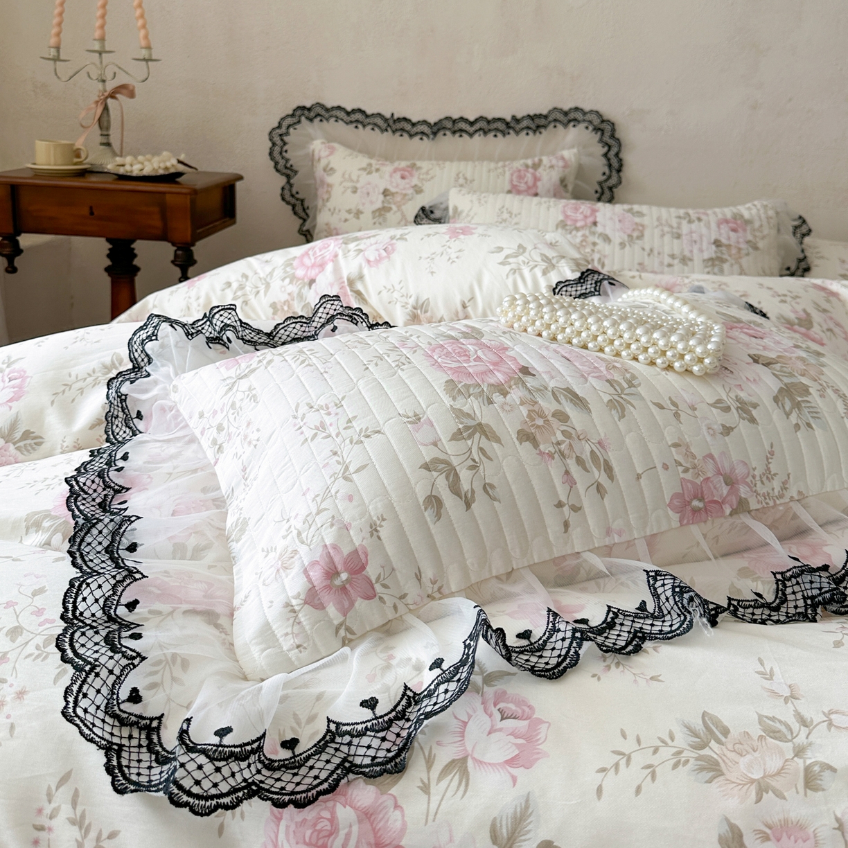 91家纺网 家纺一手货源 找家纺 恋尚 2026春夏新款全棉纯棉印花床盖四件套 四件套控价300起 花蔓日记