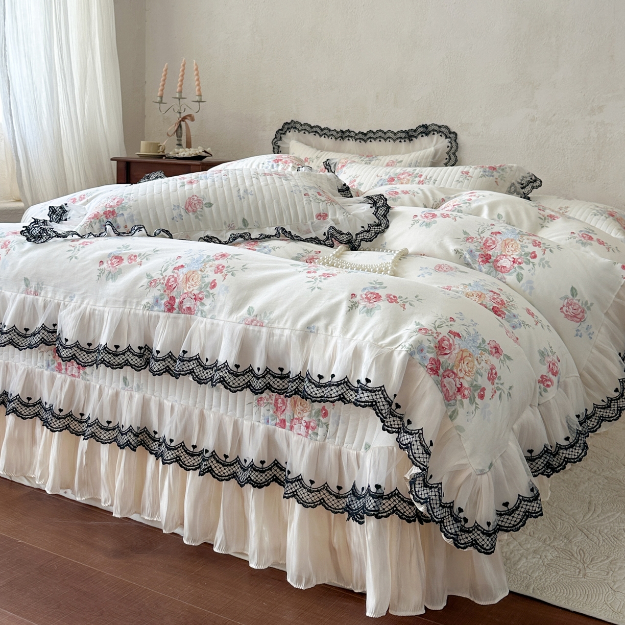 91家纺网 家纺一手货源 找家纺 恋尚 2026春夏新款全棉纯棉印花床盖四件套 四件套控价300起 露梦花舍