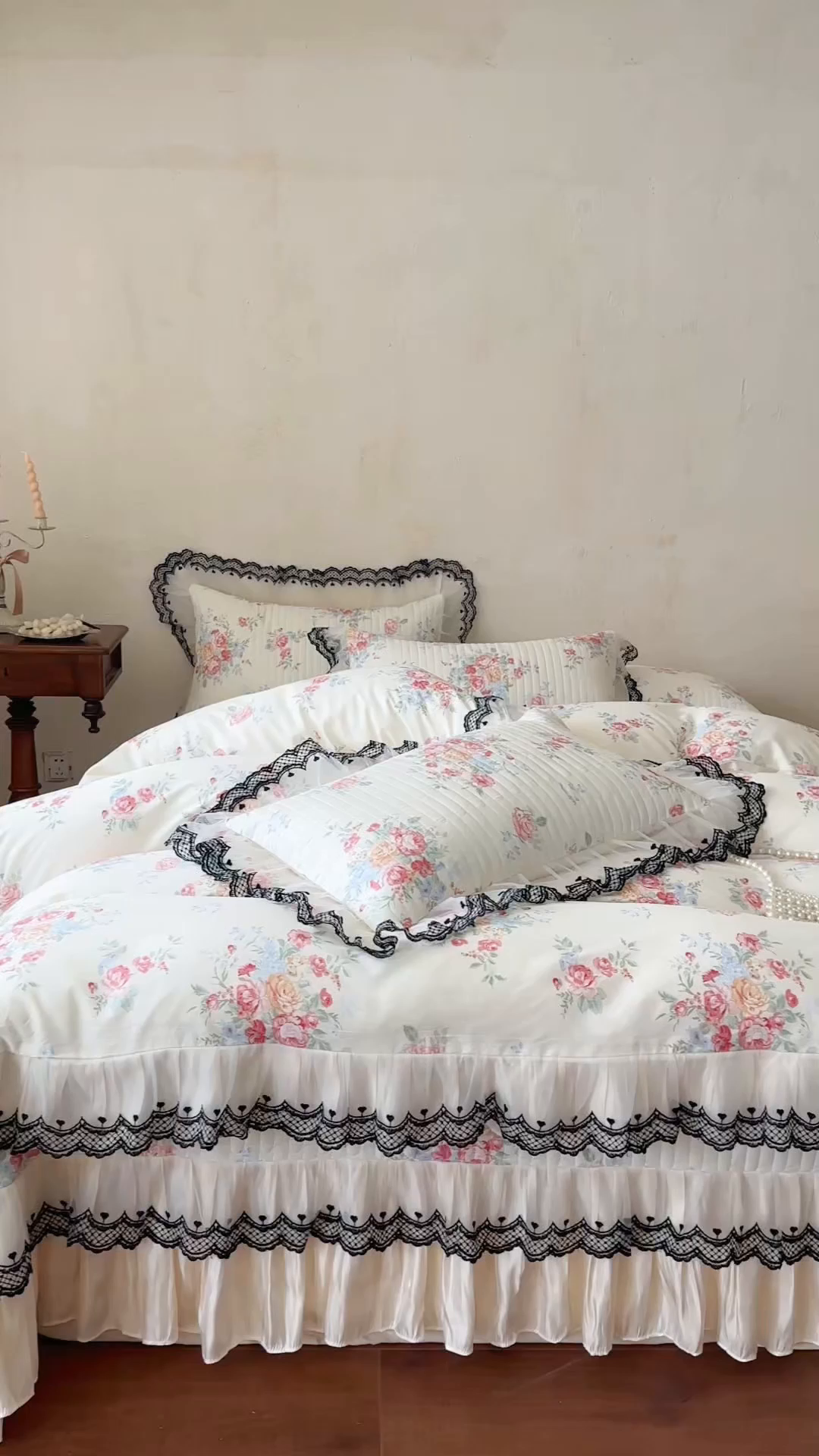 91家纺网 家纺一手货源 找家纺 恋尚 2026春夏新款全棉纯棉印花床盖四件套 四件套控价300起 露梦花舍