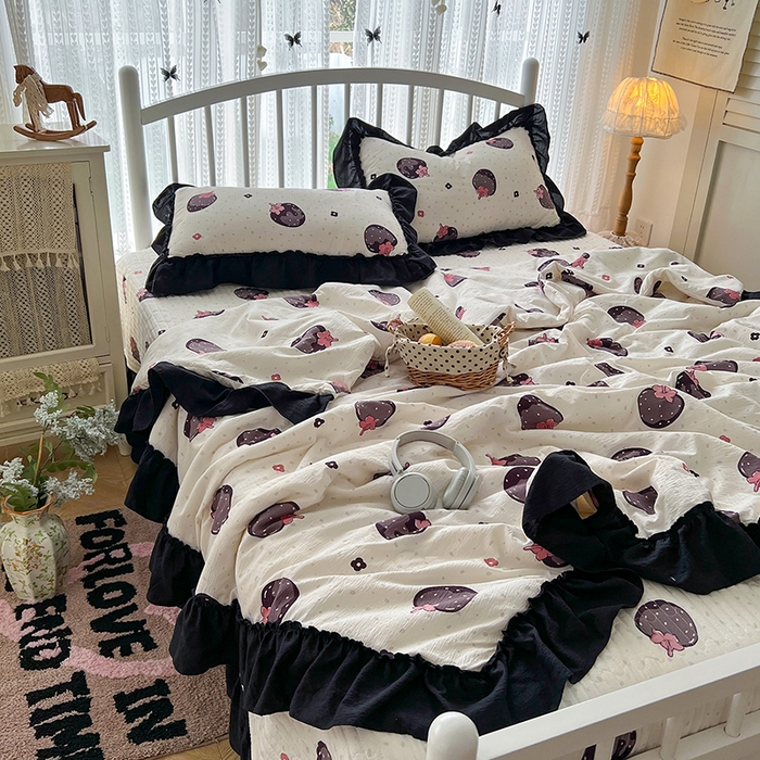 91家纺网 家纺一手货源 找家纺 （总）金梦拉家纺 2026新款皱皱纱泡泡纱法式赫本系列床盖大花边四件套夏被四件套