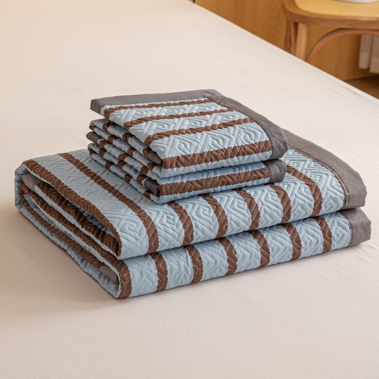 91家纺网 家纺一手货源 找家纺 简宜家居（朝初家纺） 2026新款纯棉老粗布夏季凉席席子 粗条-蓝