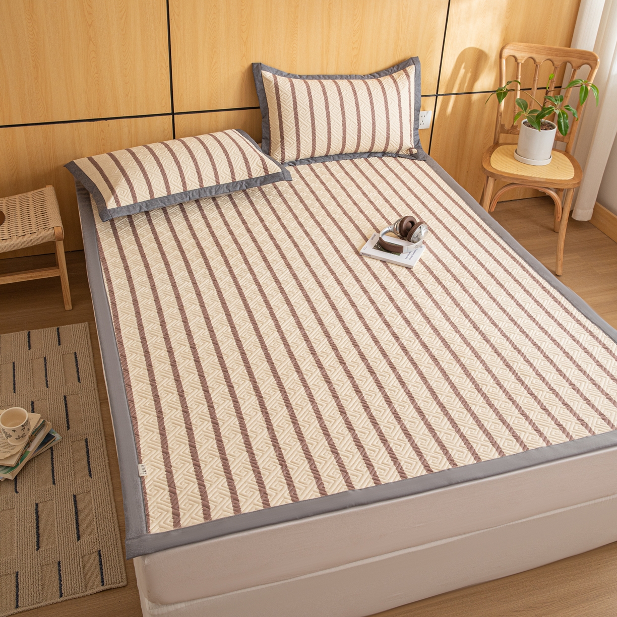 91家纺网 家纺一手货源 找家纺 简宜家居（朝初家纺） 2026新款纯棉老粗布夏季凉席席子 粗条-浅紫