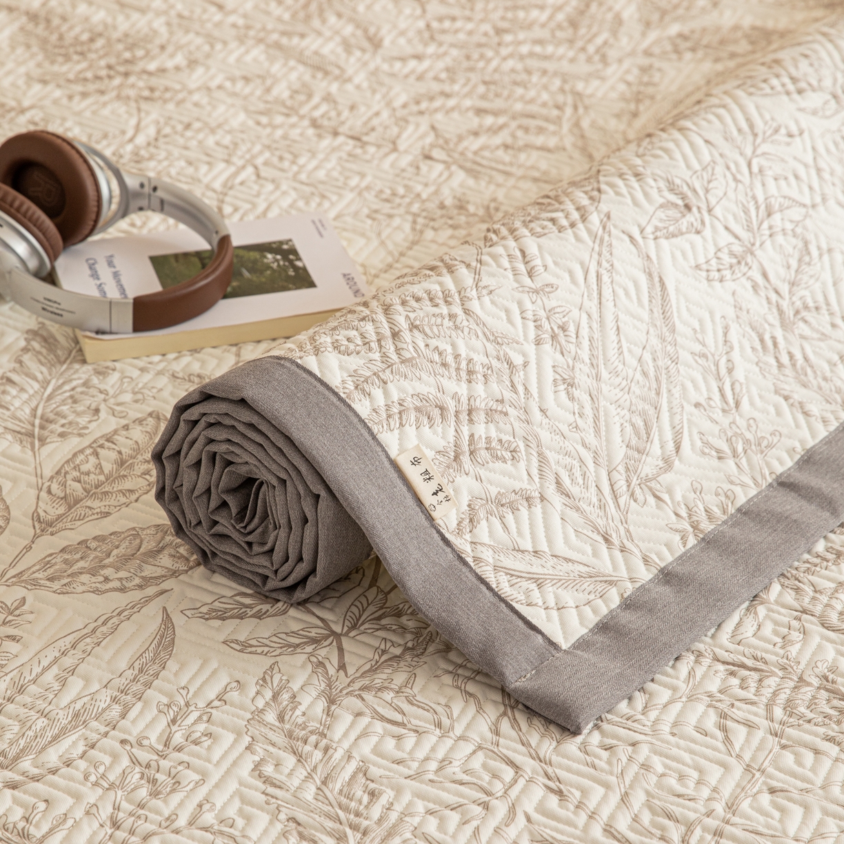 91家纺网 家纺一手货源 找家纺 简宜家居（朝初家纺） 2026新款纯棉老粗布夏季凉席席子 翠影-咖