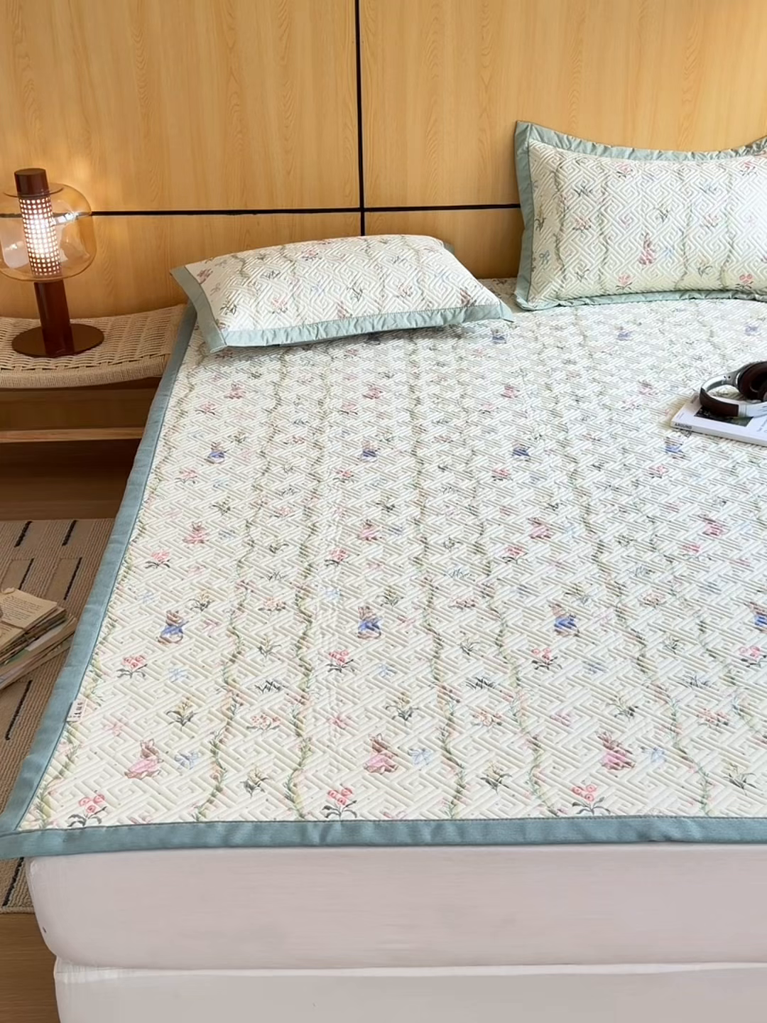 91家纺网 家纺一手货源 找家纺 简宜家居（朝初家纺） 2026新款纯棉老粗布夏季凉席席子 花间兔影