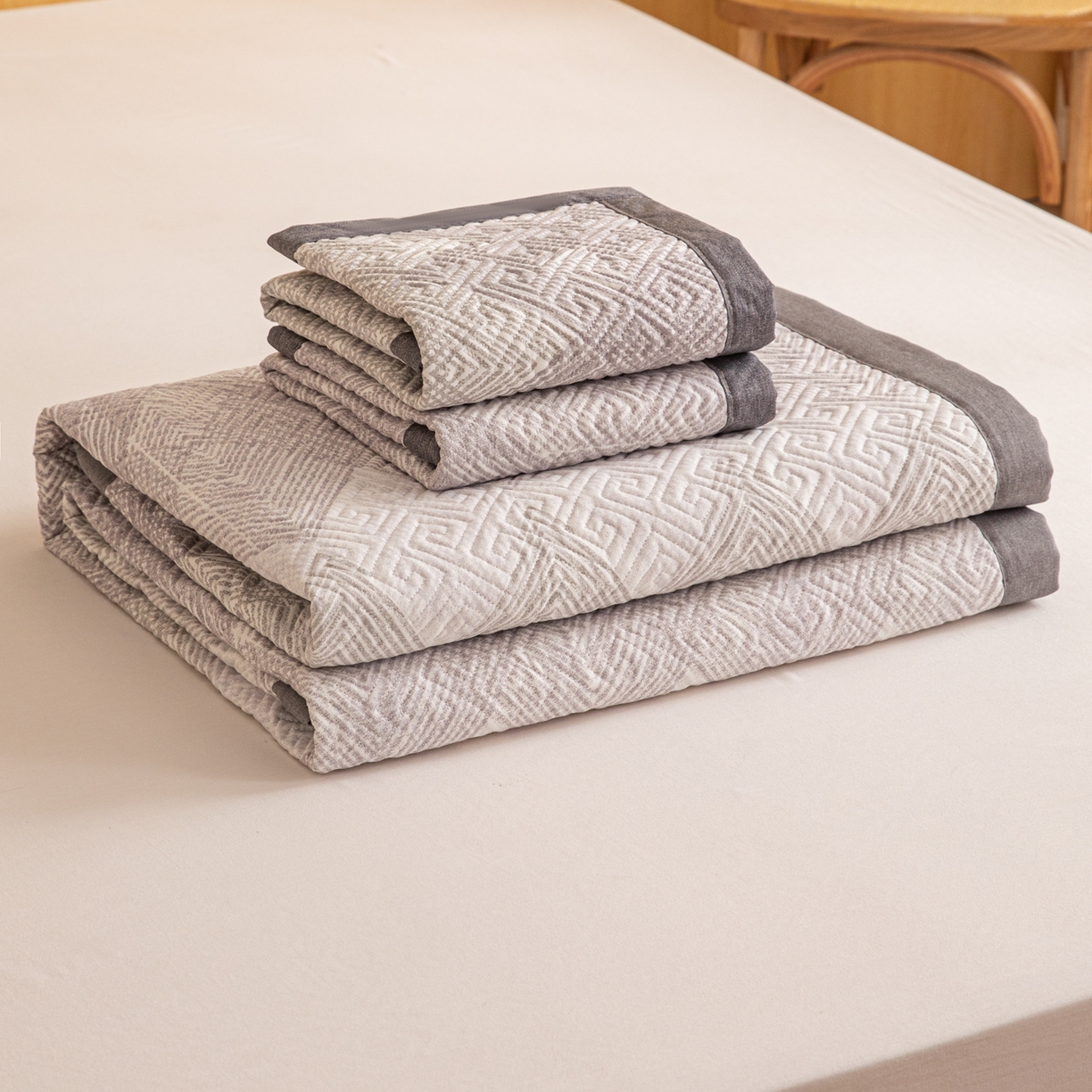 91家纺网 家纺一手货源 找家纺 简宜家居（朝初家纺） 2026新款纯棉老粗布夏季凉席席子 肌理灰