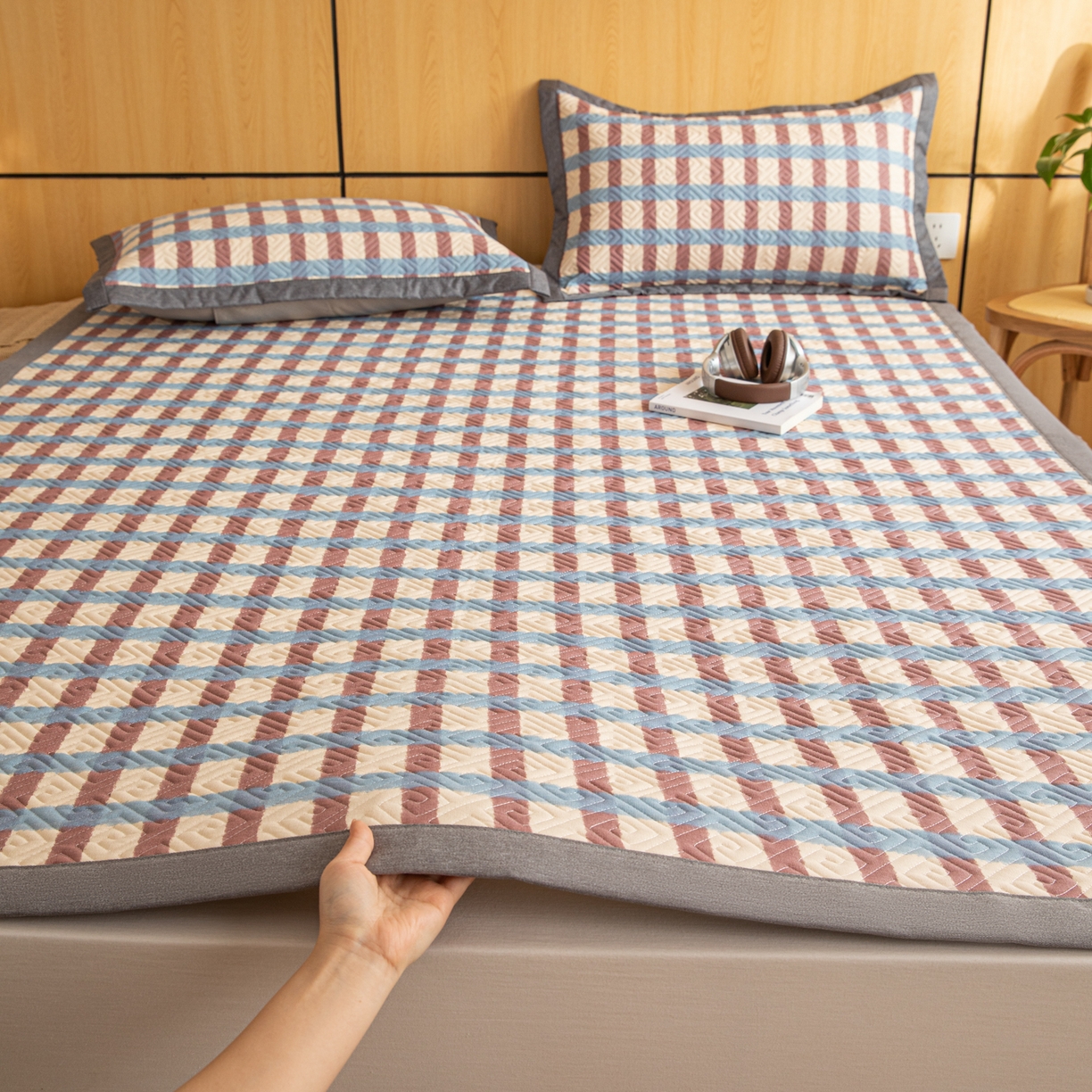 91家纺网 家纺一手货源 找家纺 简宜家居（朝初家纺） 2026新款纯棉老粗布夏季凉席席子 莫兰格