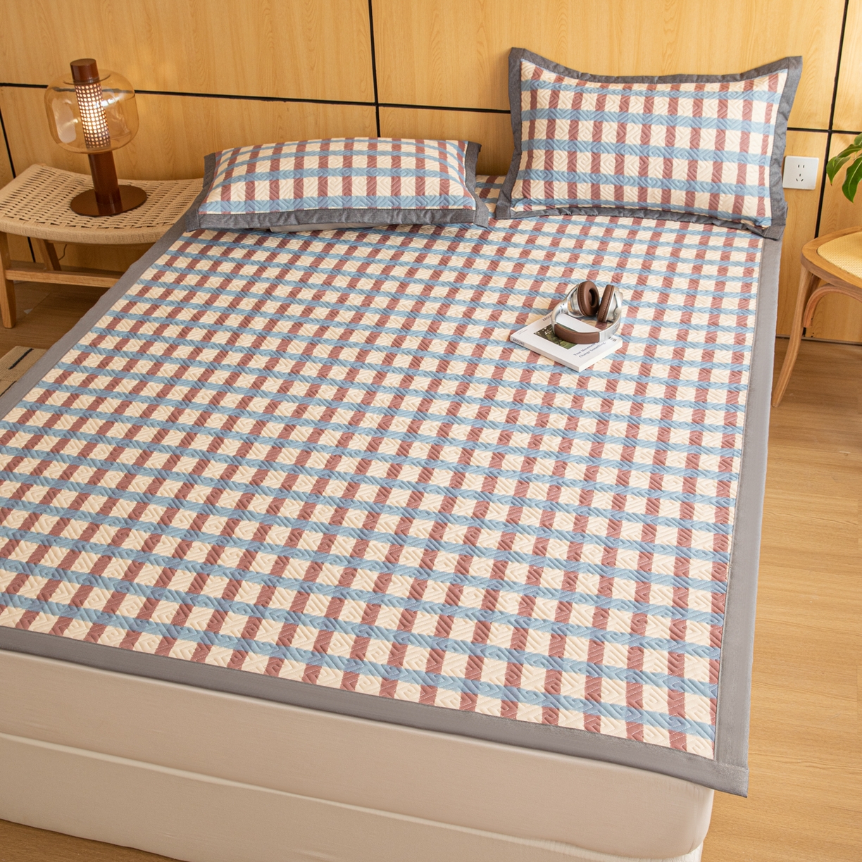 91家纺网 家纺一手货源 找家纺 简宜家居（朝初家纺） 2026新款纯棉老粗布夏季凉席席子 莫兰格