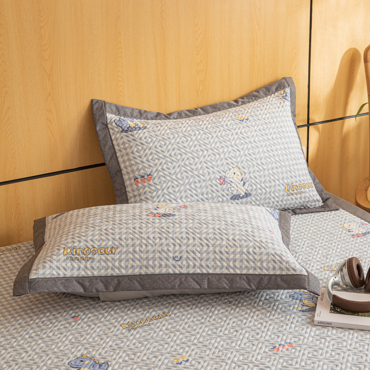 91家纺网 家纺一手货源 找家纺 简宜家居（朝初家纺） 2026新款纯棉老粗布夏季凉席席子 奶龙小友